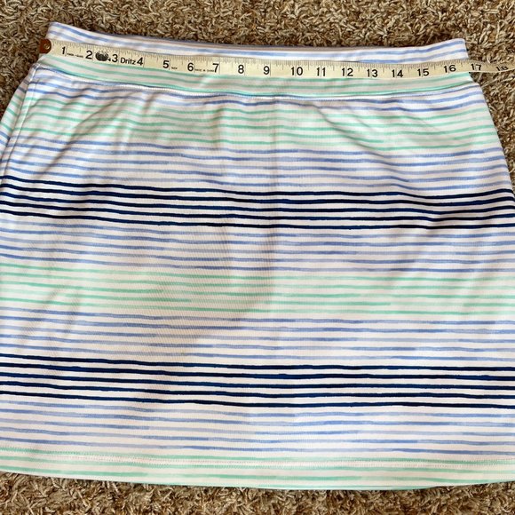 Women's Golf Outfit Top and skort - Picture 3 of 7